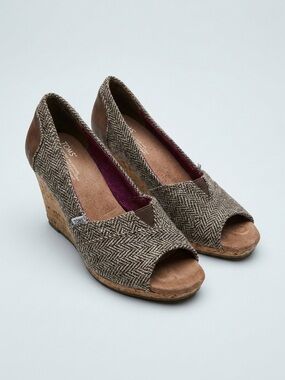 TOMS Brown Herringbone Cork Wedge Peep-Toe Shoes